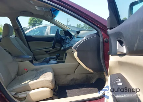 2011 Honda Accord 2.4 Lx из США, поврежденный, VIN 1HGCP2F33BA016150